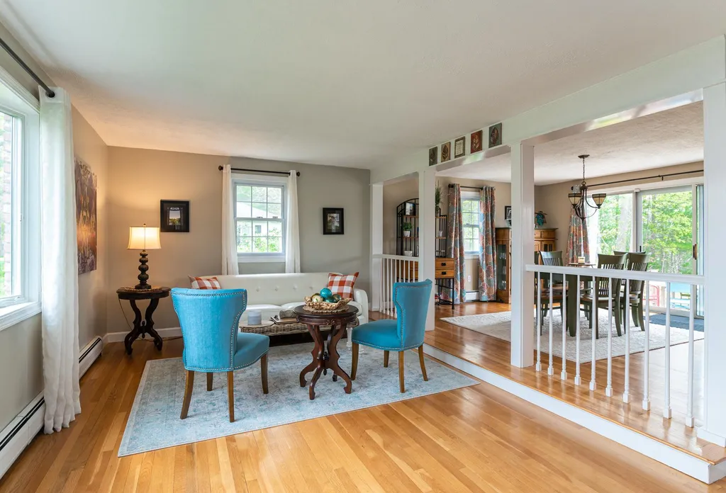 14 Shady Hill Road Nashua NH 03063