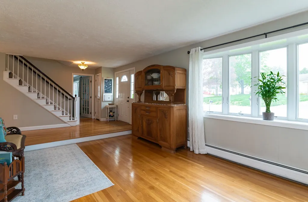 14 Shady Hill Road Nashua NH 03063