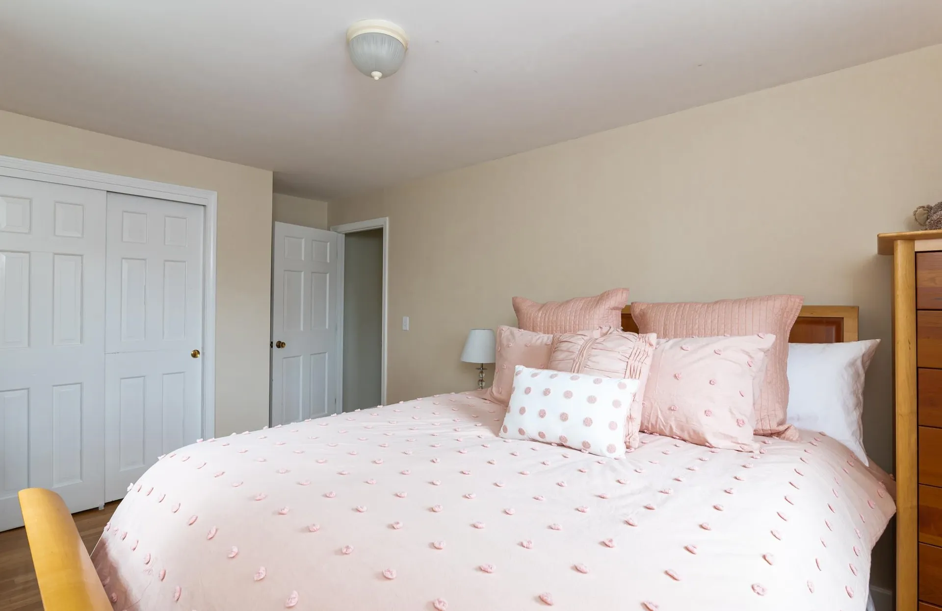 14 Shady Hill Road Nashua NH 03063