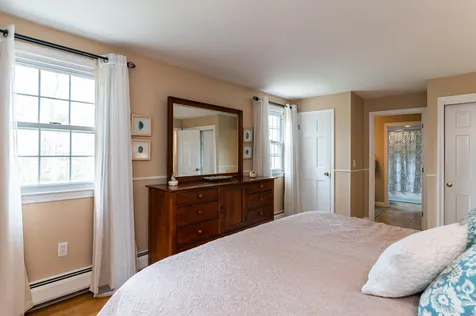 14 Shady Hill Road Nashua NH 03063