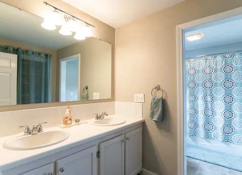 14 Shady Hill Road Nashua NH 03063