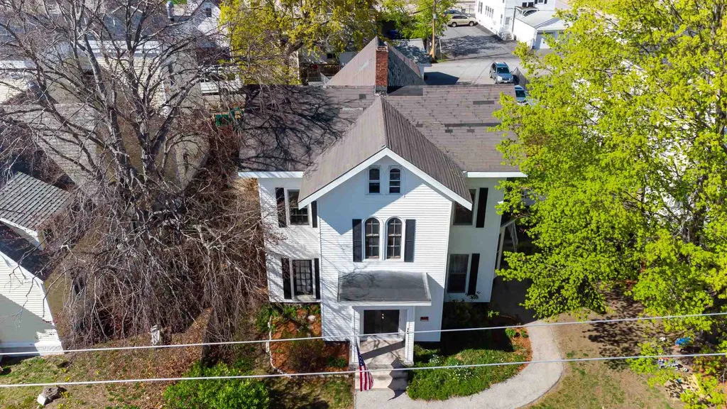 142 Lowell Street Manchester NH 03104