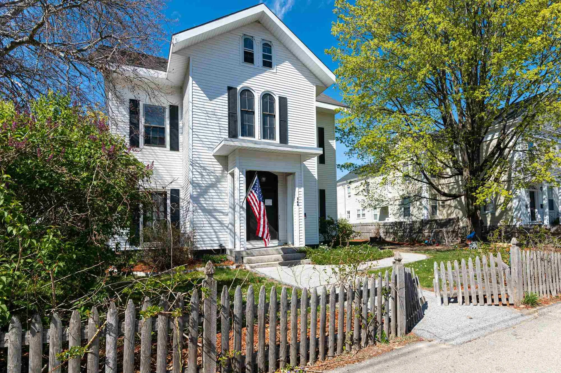 142 Lowell Street Manchester NH 03104