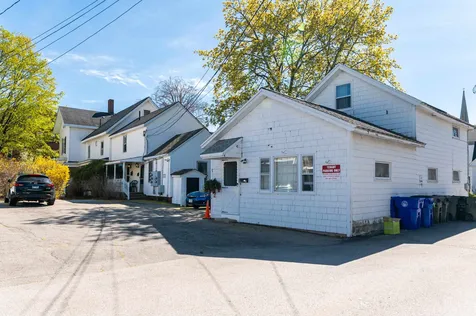 142 Lowell Street Manchester NH 03104