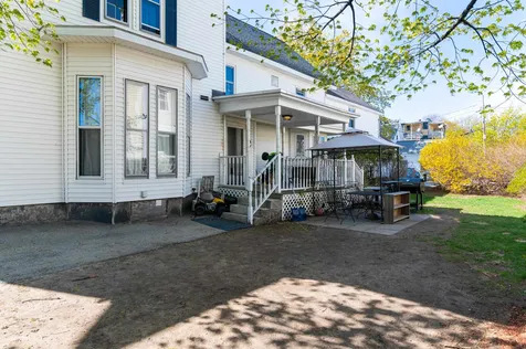 142 Lowell Street Manchester NH 03104