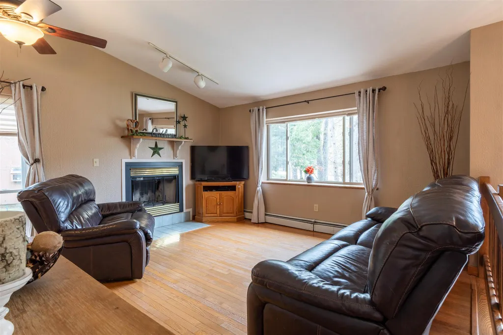 30 Sanborn Street Danville NH 03819