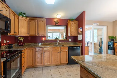 30 Sanborn Street Danville NH 03819