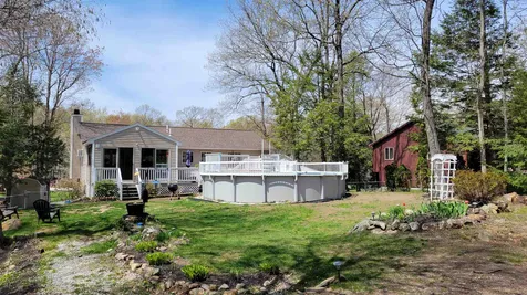 30 Sanborn Street Danville NH 03819