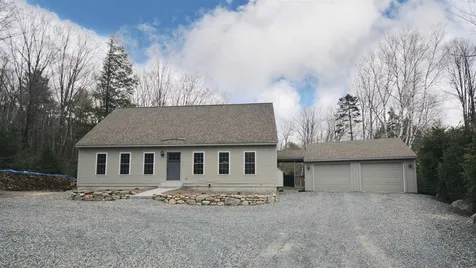 24 Wildwood Drive Grantham NH 03753