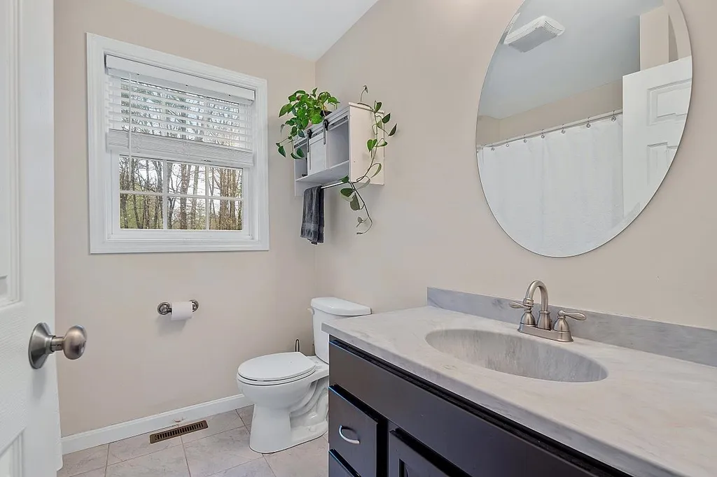 57 Rockrimmon Road Kingston NH 03848