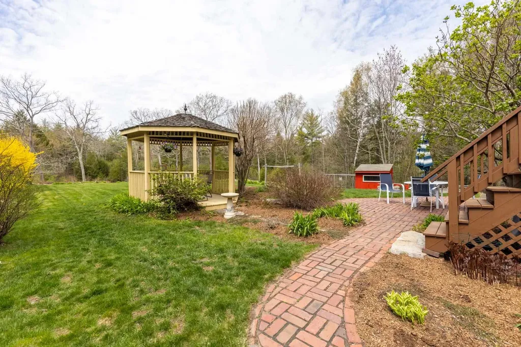 298 Bell Marsh Road York ME 03909
