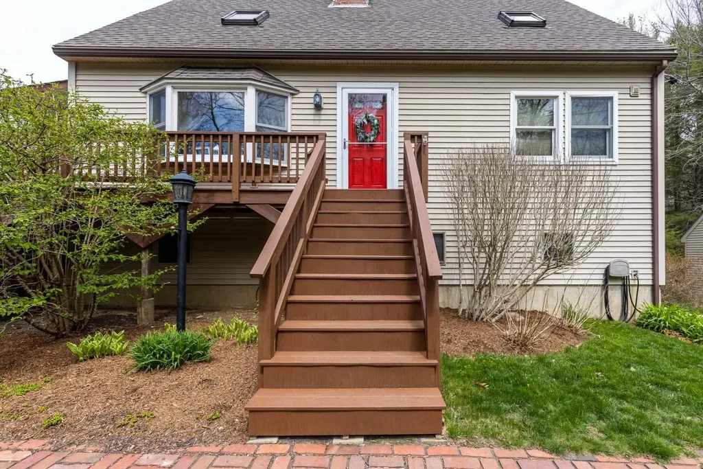 298 Bell Marsh Road York ME 03909