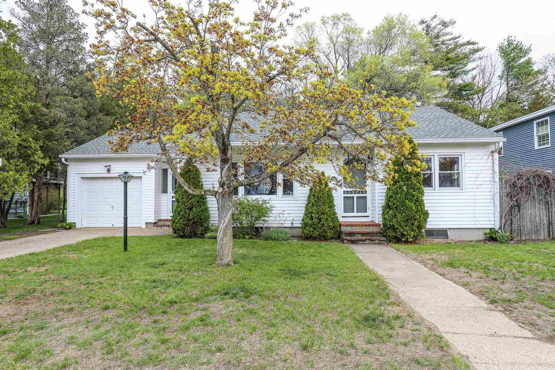44 Cooper Street Manchester NH 03102