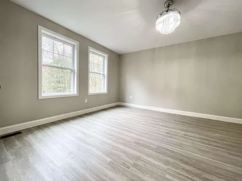 77 Jonathan Avenue Rochester NH 03839