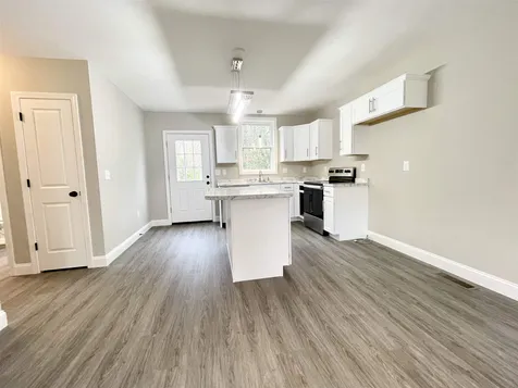 77 Jonathan Avenue Rochester NH 03839