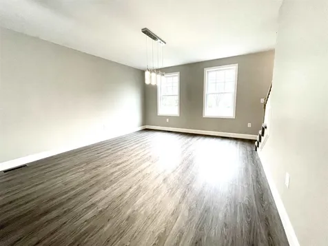 77 Jonathan Avenue Rochester NH 03839