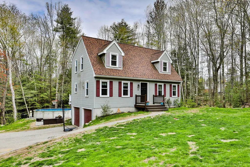 11 Merrill Lane Fremont NH 03044