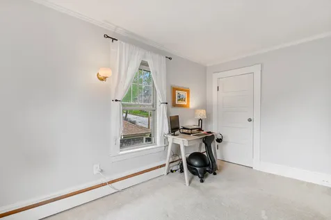 588 Hanover Street Manchester NH 03104
