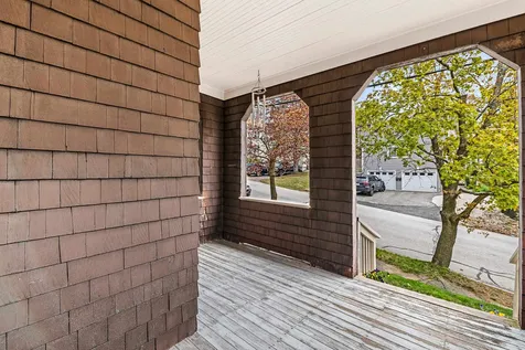 588 Hanover Street Manchester NH 03104