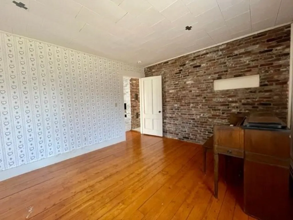 295 Manns Hill Road Littleton NH 03561