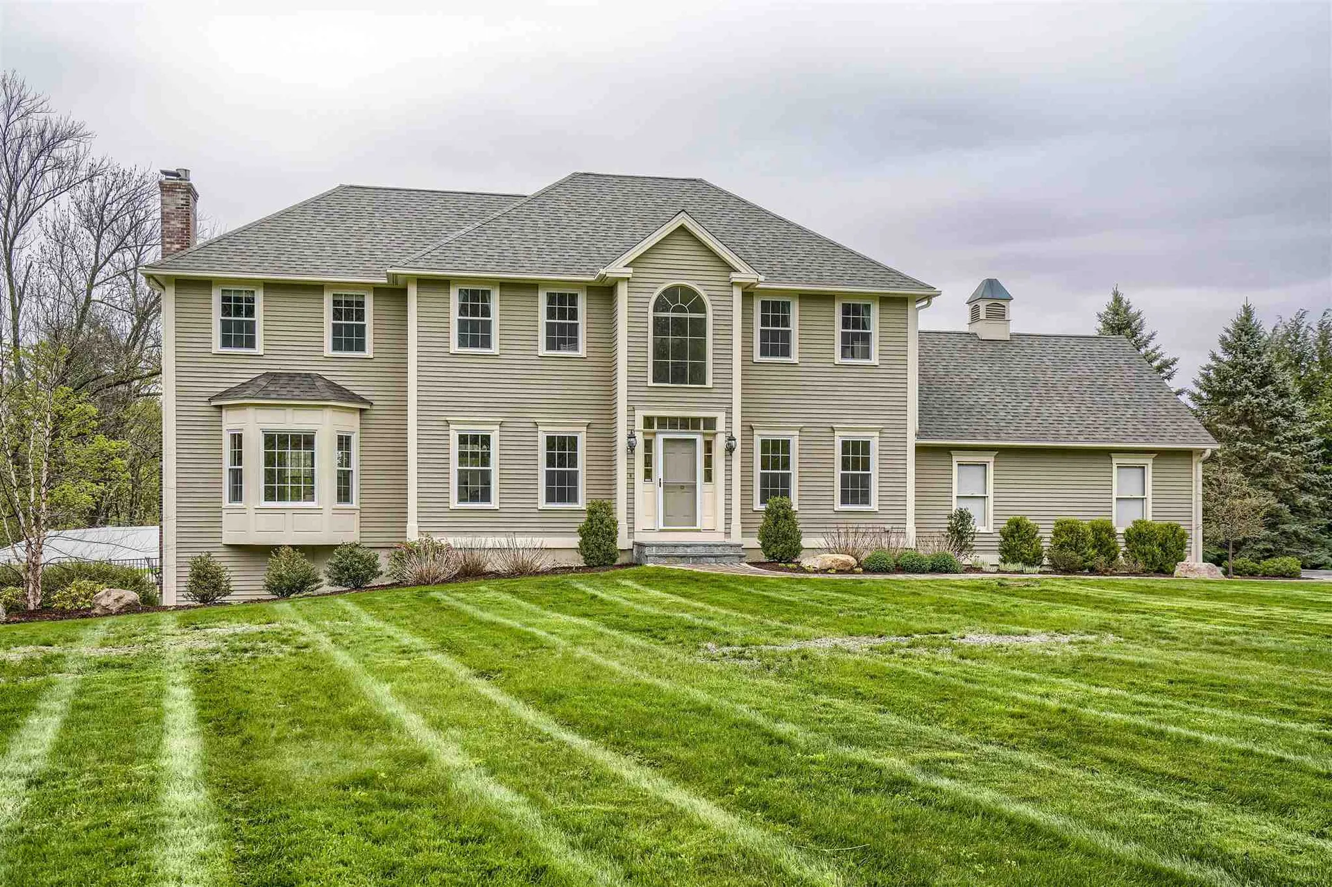 75 Pasture Lane Bedford NH 03110