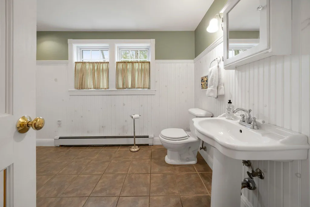 260 Tufts Street Manchester NH 03104