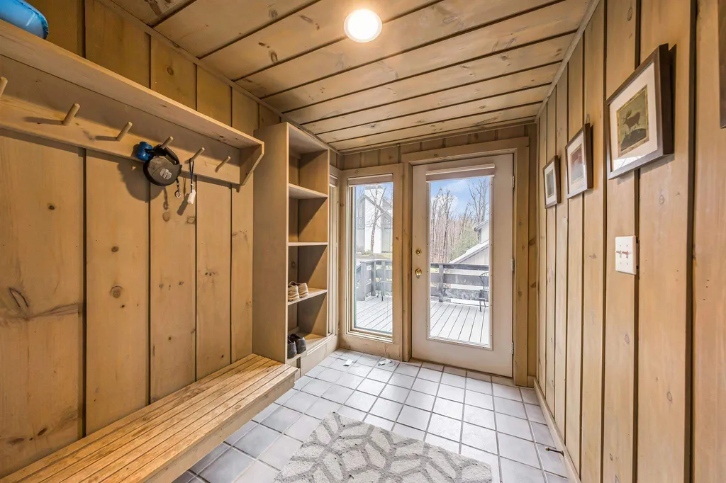 24 Bridgeview Road Lincoln NH 03251