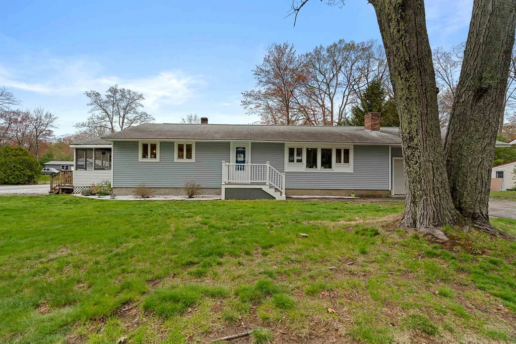 16 Mcgaw Bridge Road Merrimack NH 03054
