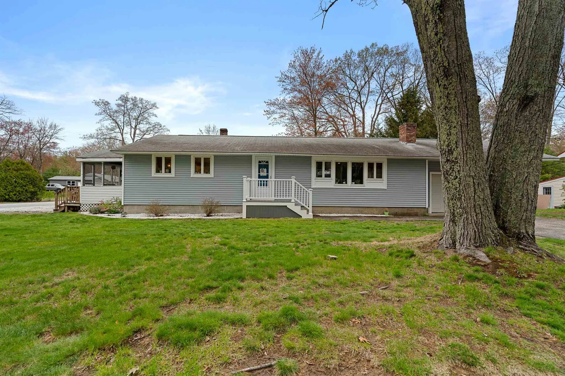 16 Mcgaw Bridge Road Merrimack NH 03054