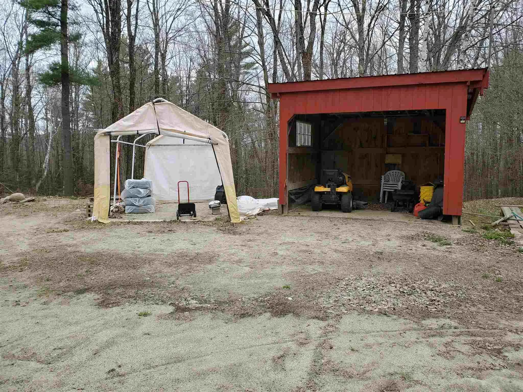 485 Height Of Land Road Grafton NH 03240