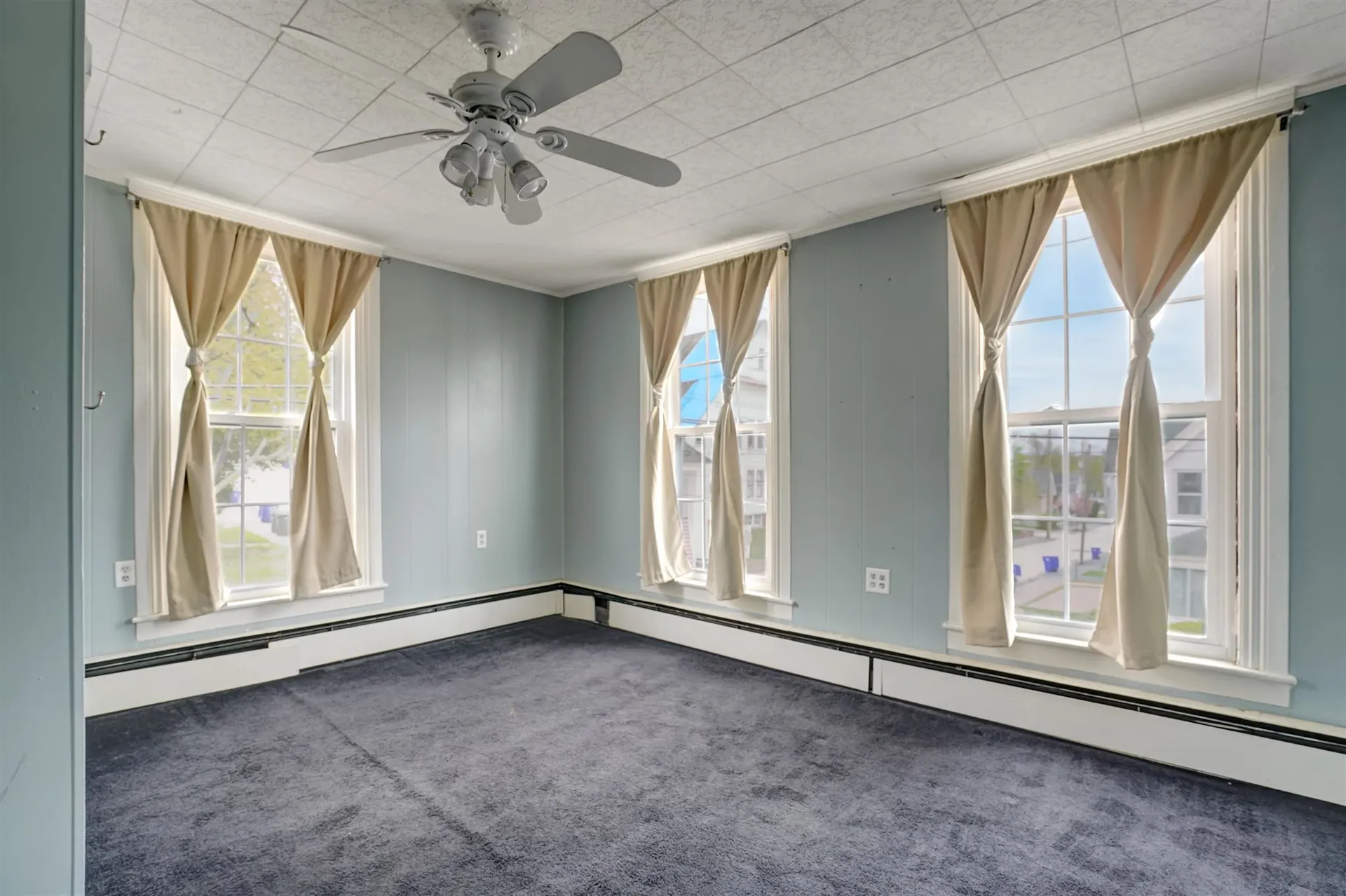 436 Merrimack Street Manchester NH 03103