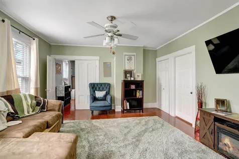 436 Merrimack Street Manchester NH 03103
