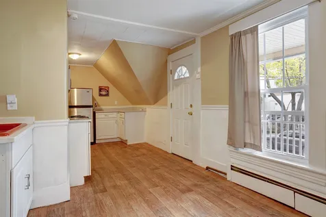 436 Merrimack Street Manchester NH 03103
