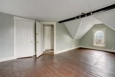 436 Merrimack Street Manchester NH 03103