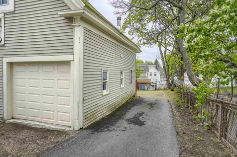 436 Merrimack Street Manchester NH 03103