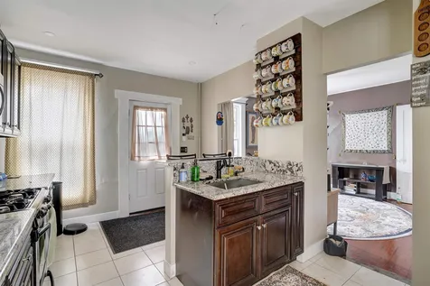 436 Merrimack Street Manchester NH 03103