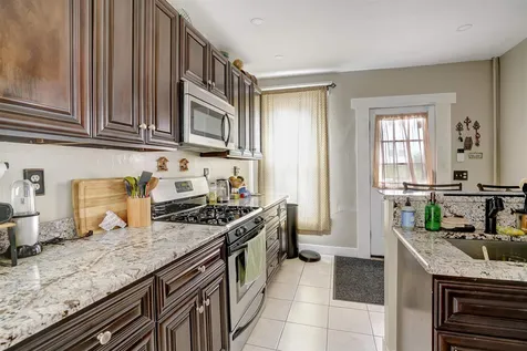 436 Merrimack Street Manchester NH 03103