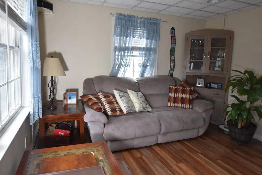 15 Janet Street Rochester NH 03867