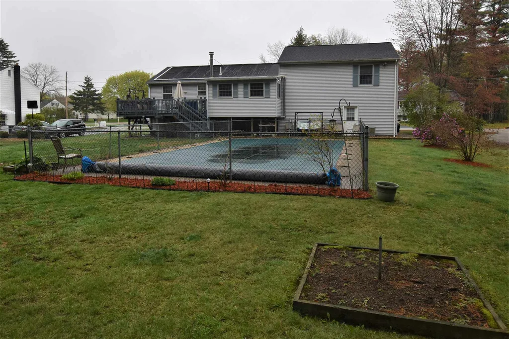 15 Janet Street Rochester NH 03867