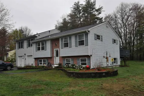 15 Janet Street Rochester NH 03867
