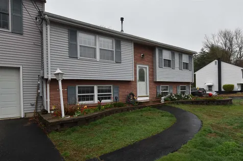 15 Janet Street Rochester NH 03867