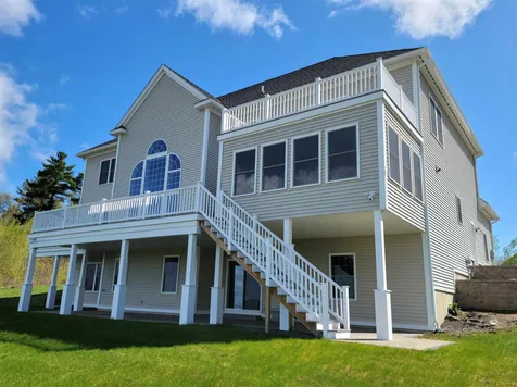 32 Stanwood Road Salem NH 03079