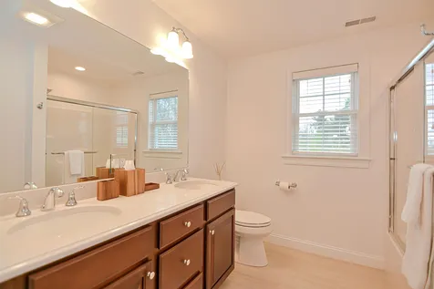 32 Stanwood Road Salem NH 03079