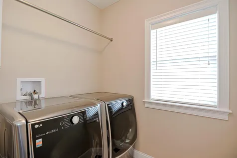 32 Stanwood Road Salem NH 03079