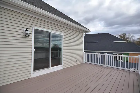 32 Stanwood Road Salem NH 03079