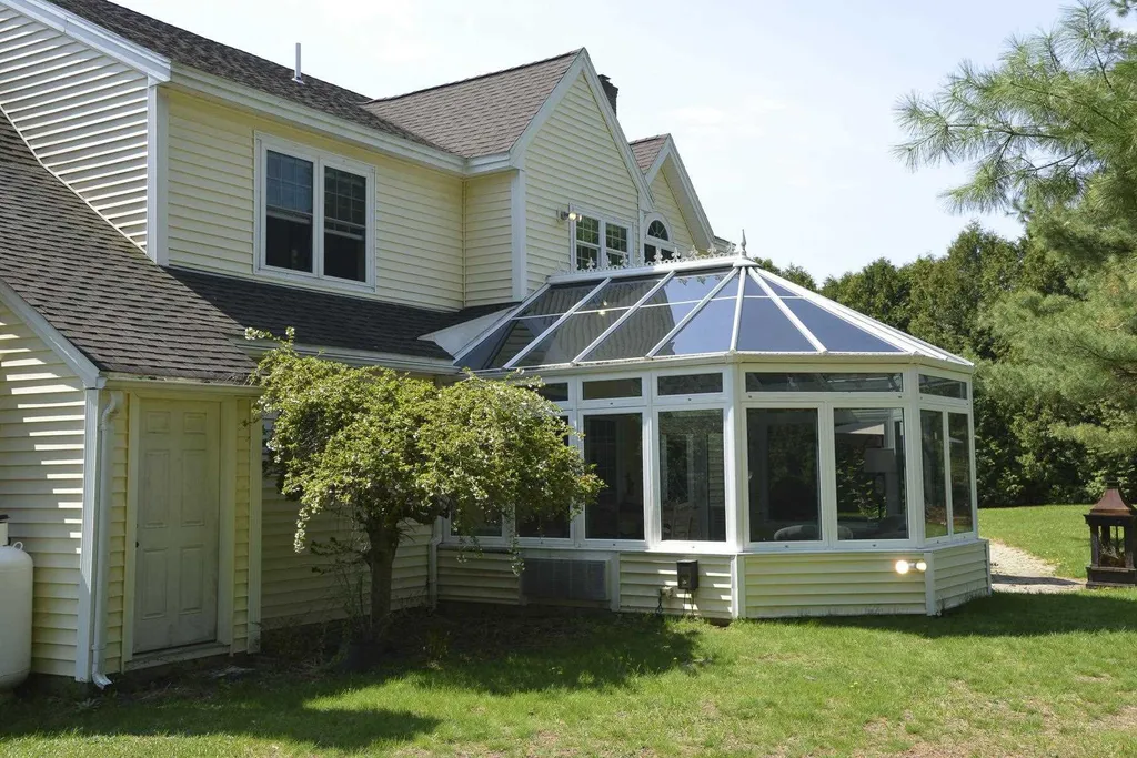 3 Hillcrest Drive Hampton Falls NH 03844