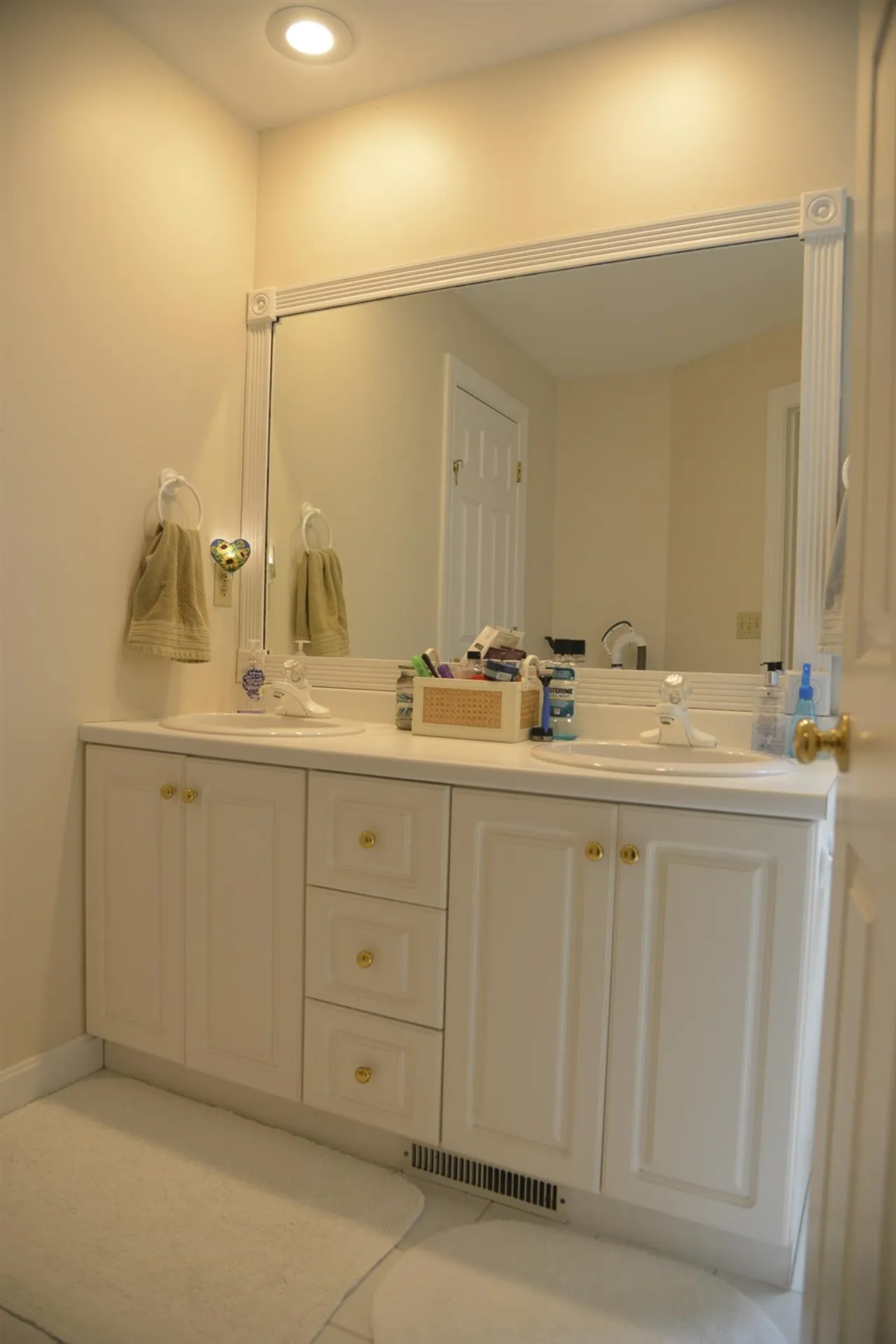 3 Hillcrest Drive Hampton Falls NH 03844
