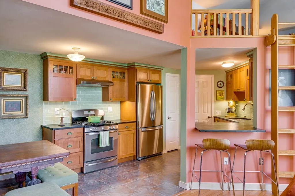 67 Union Street Winooski VT 05404