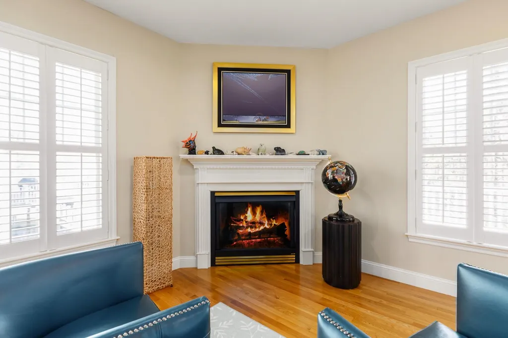 6 Dearborn Brook Circle Exeter NH 03833