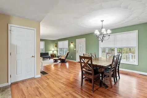 47 Old Woods Road Northwood NH 03261